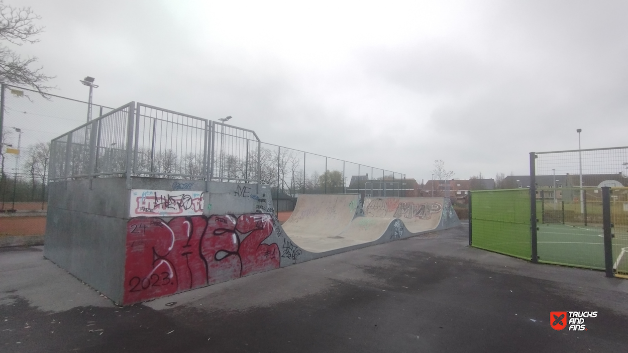 Oostrozebeke skatepark